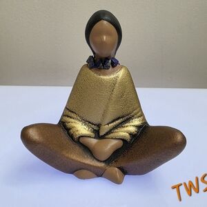 Vintage Native American Gold and Brown Ceramic‎